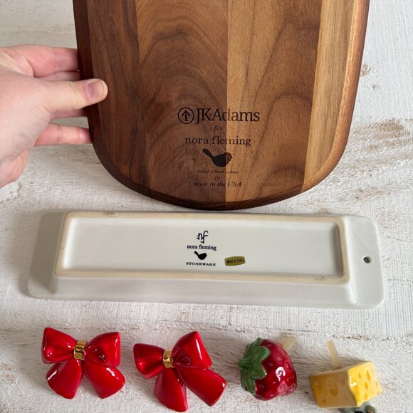 Nora Fleming Entertainment Lot - Picture 7 of 8